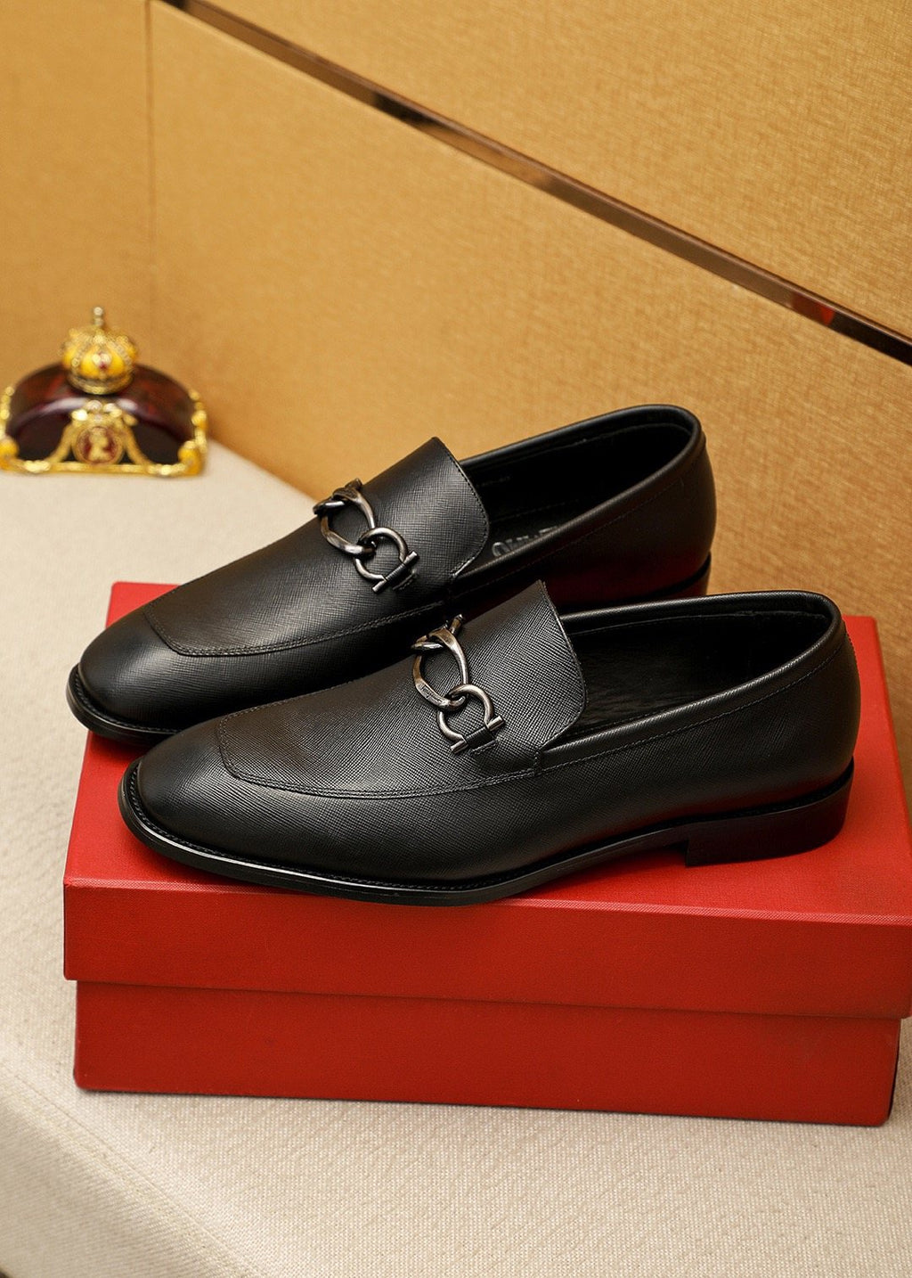 Ferragamo Black Textured Bit Loafers