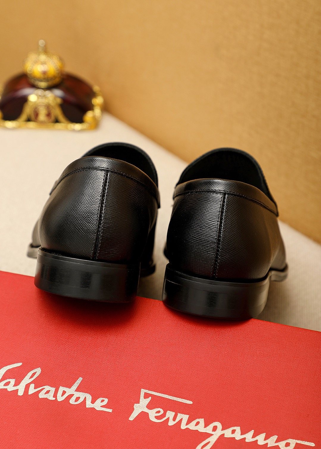 Ferragamo Black Textured Bit Loafers